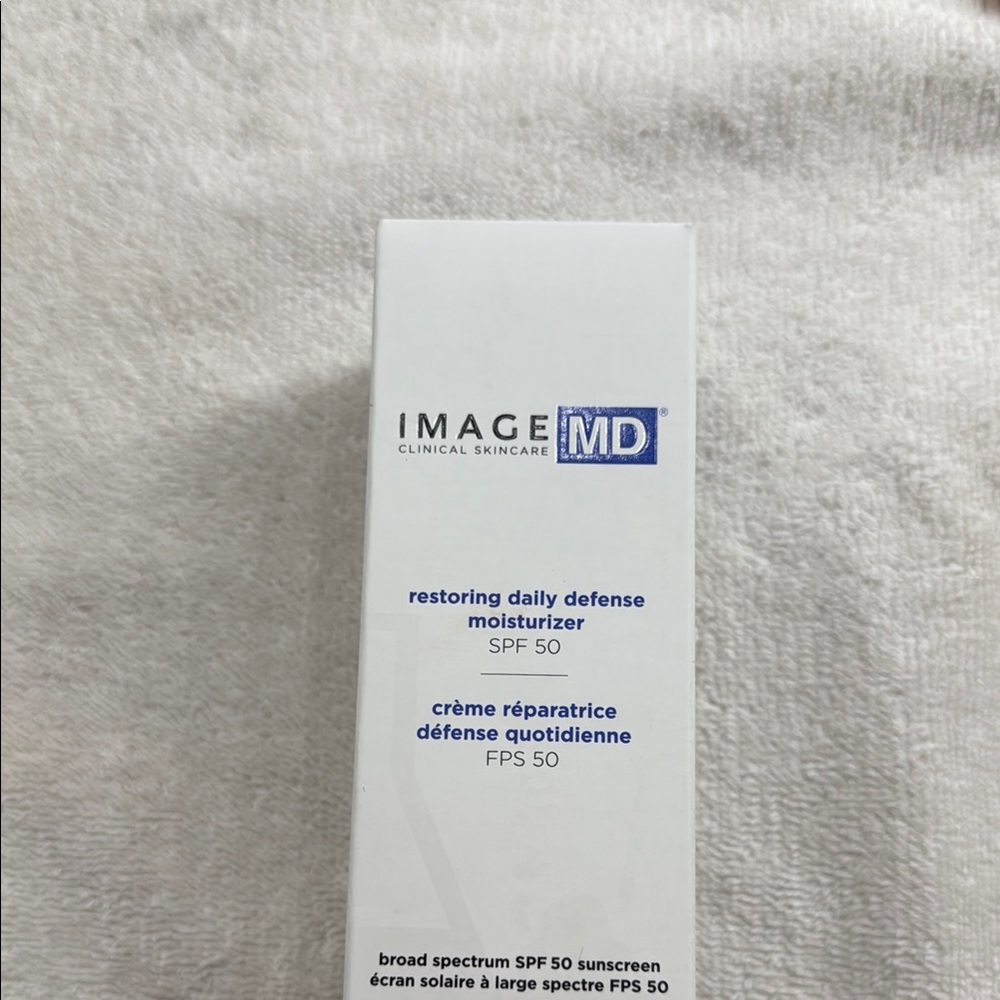 New Image MD Restoring Daily Defense Moisturizer SPF 50